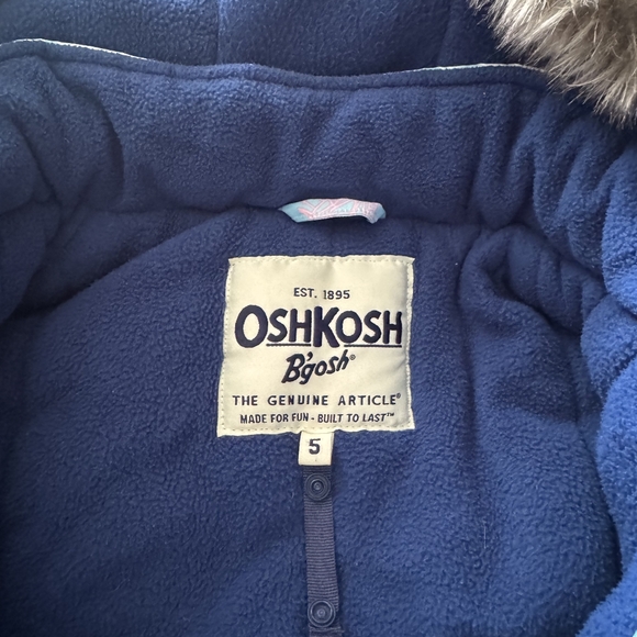 Girls Oshkosh Winter Jacket size 5 - Picture 3 of 3